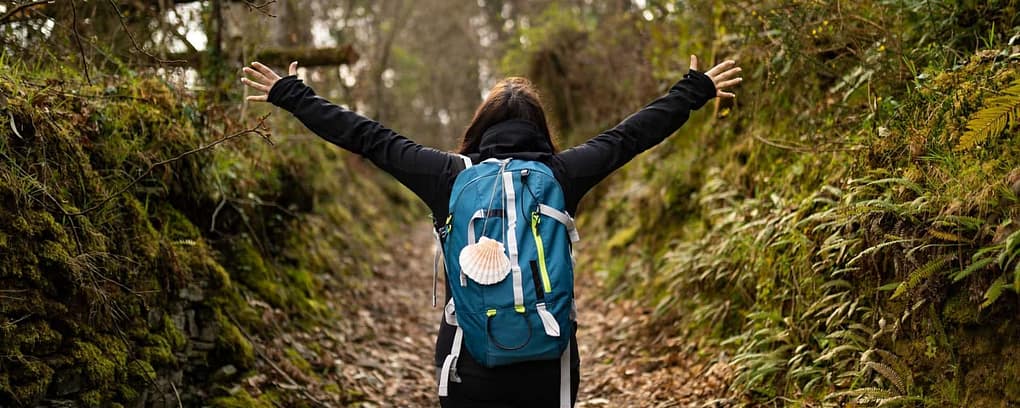 Peregrina haciendo el Camino de Santiago